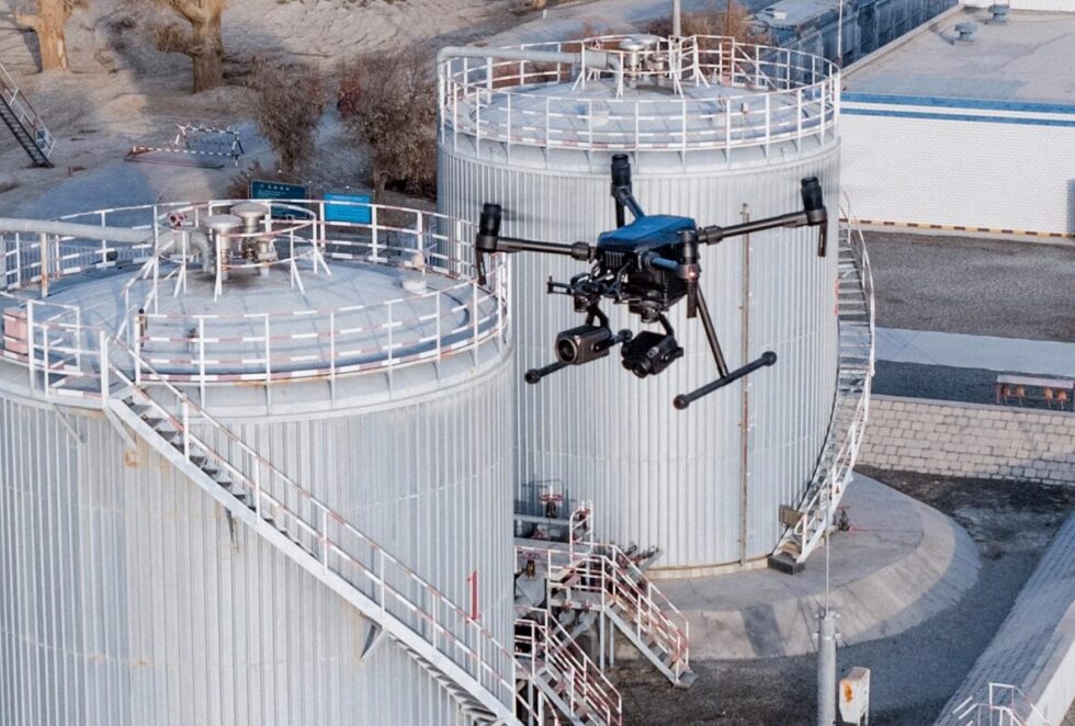 Inspection of wind turbines with drones. Benefits and operation HPDRONES